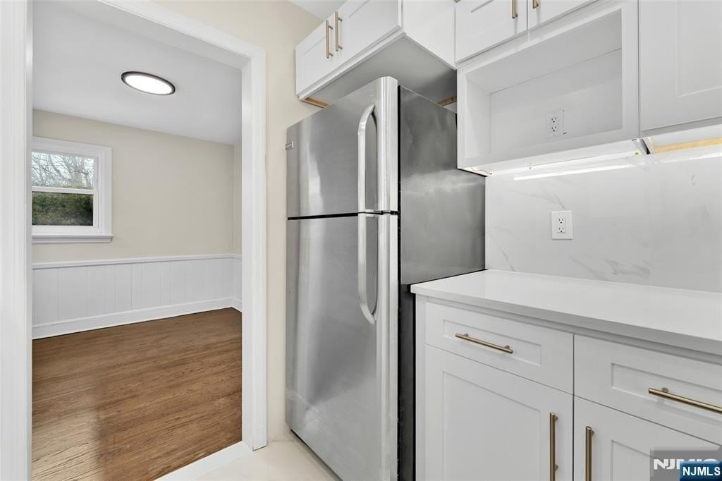 203 Brinkerhoff St - Photo 6 of 20