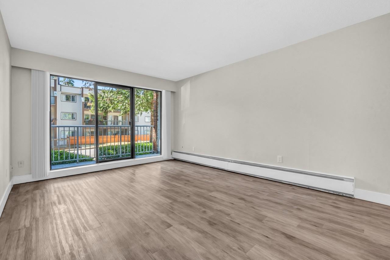 1200 Howie Avenue - Photo 5 of 23