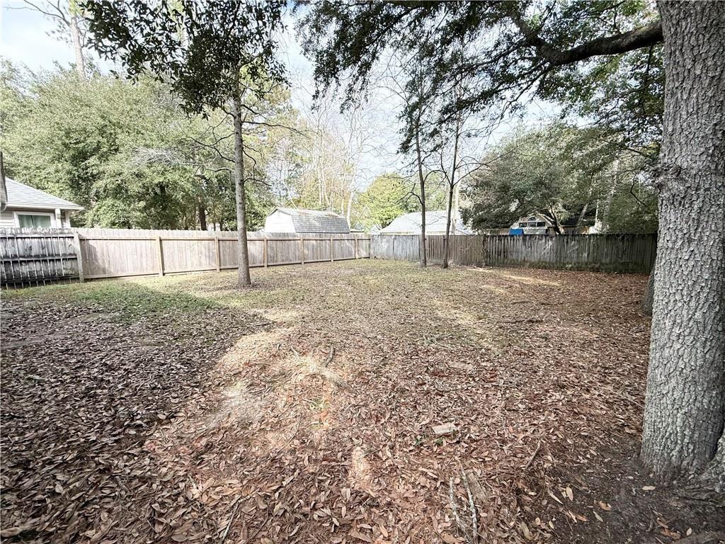 2502 Mallard St - Photo 2 of 12