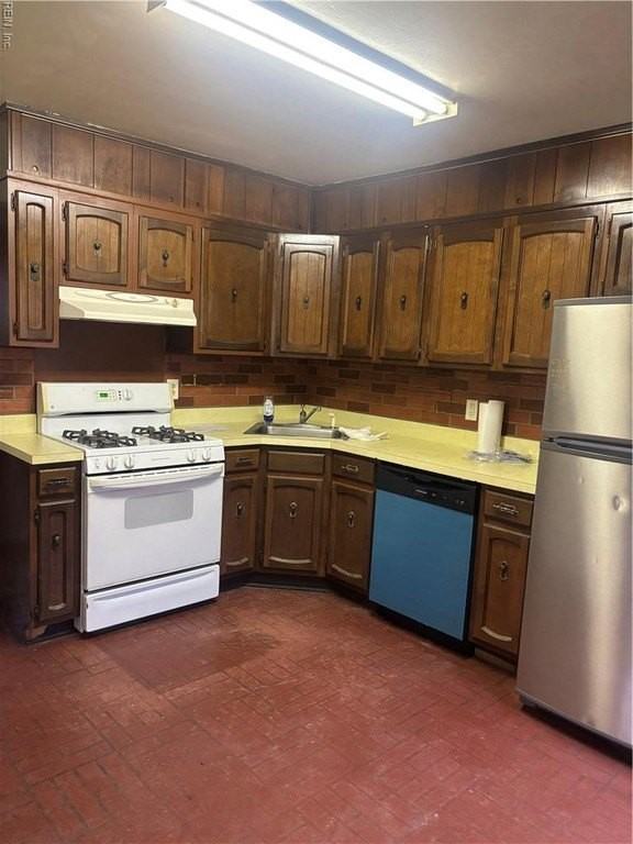 837 Brinson Ln - Photo 7 of 17