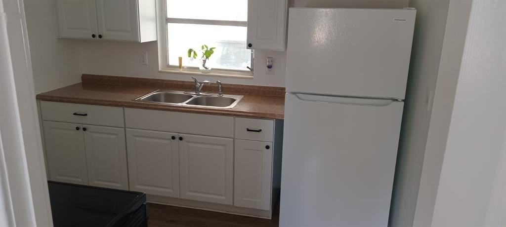 131 E Camphor St - Photo 7 of 23