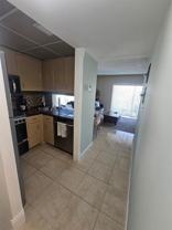 2900 Ne 30th St #E4 - Photo 1 of 1