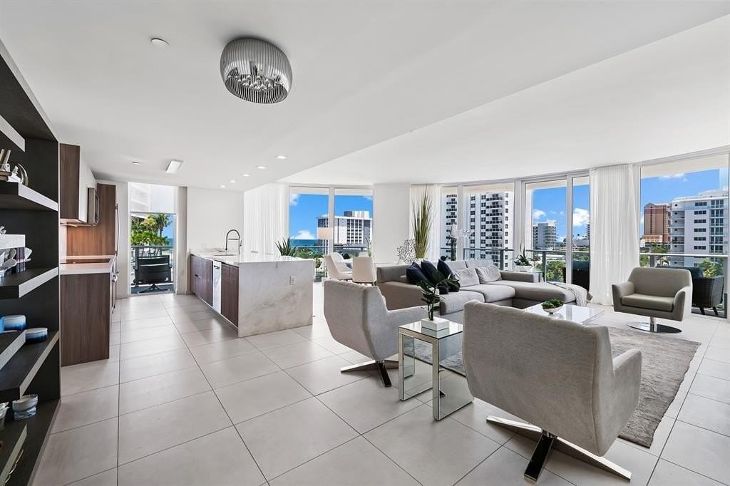 401 N Birch Rd #700 - Photo 4 of 33