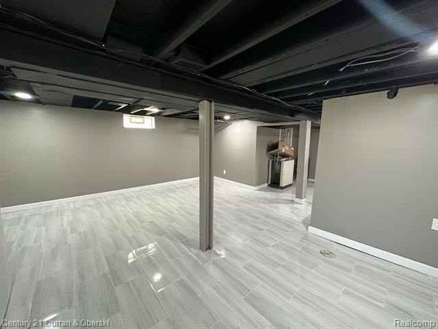 1800 N York St - Photo 7 of 8