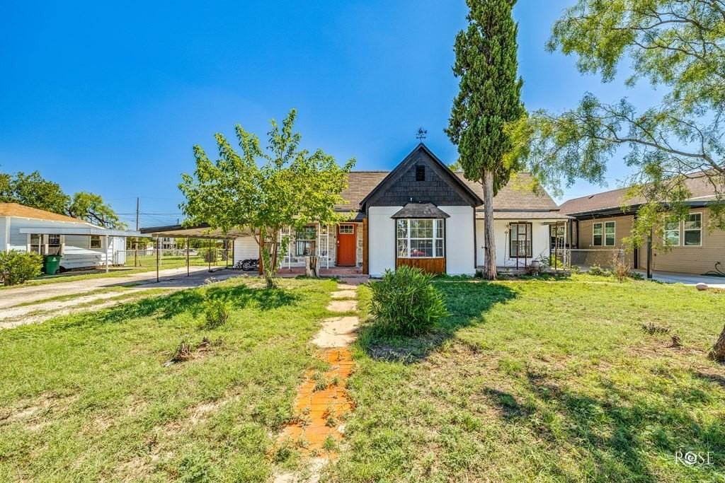 33 E 18th St - Photo 2 of 22