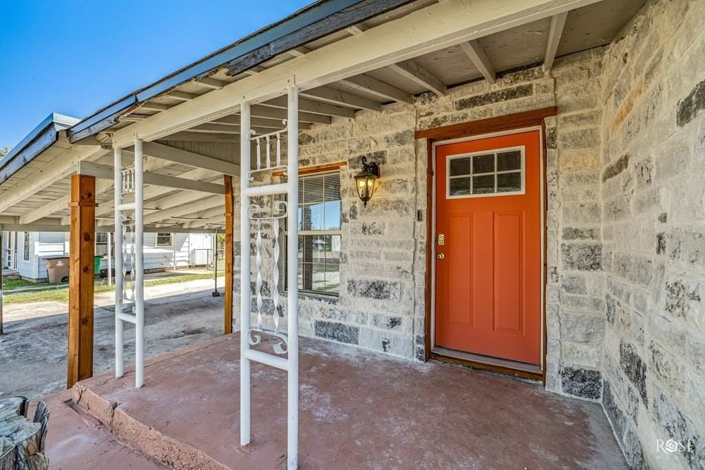 33 E 18th St - Photo 5 of 22