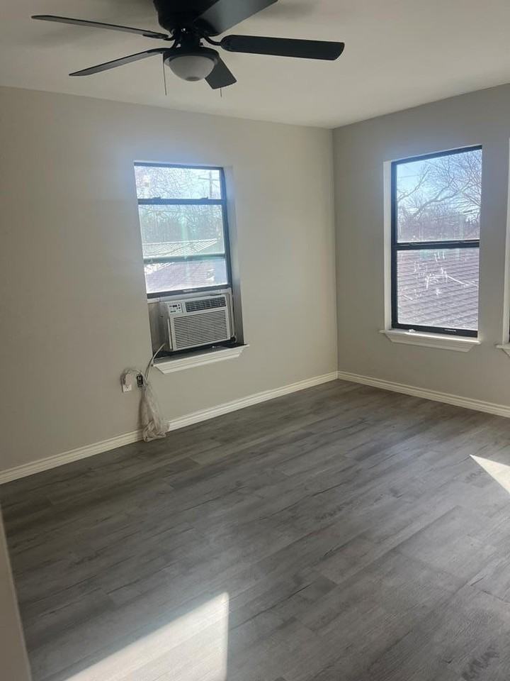 608 Era Ave - Photo 3 of 9