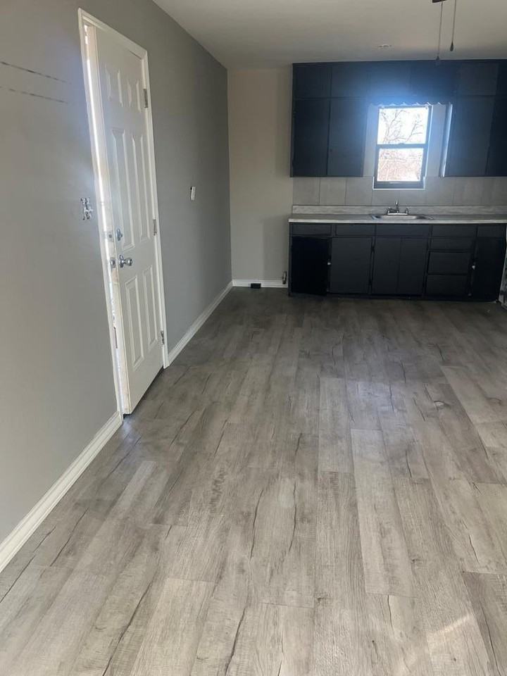 608 Era Ave - Photo 5 of 9