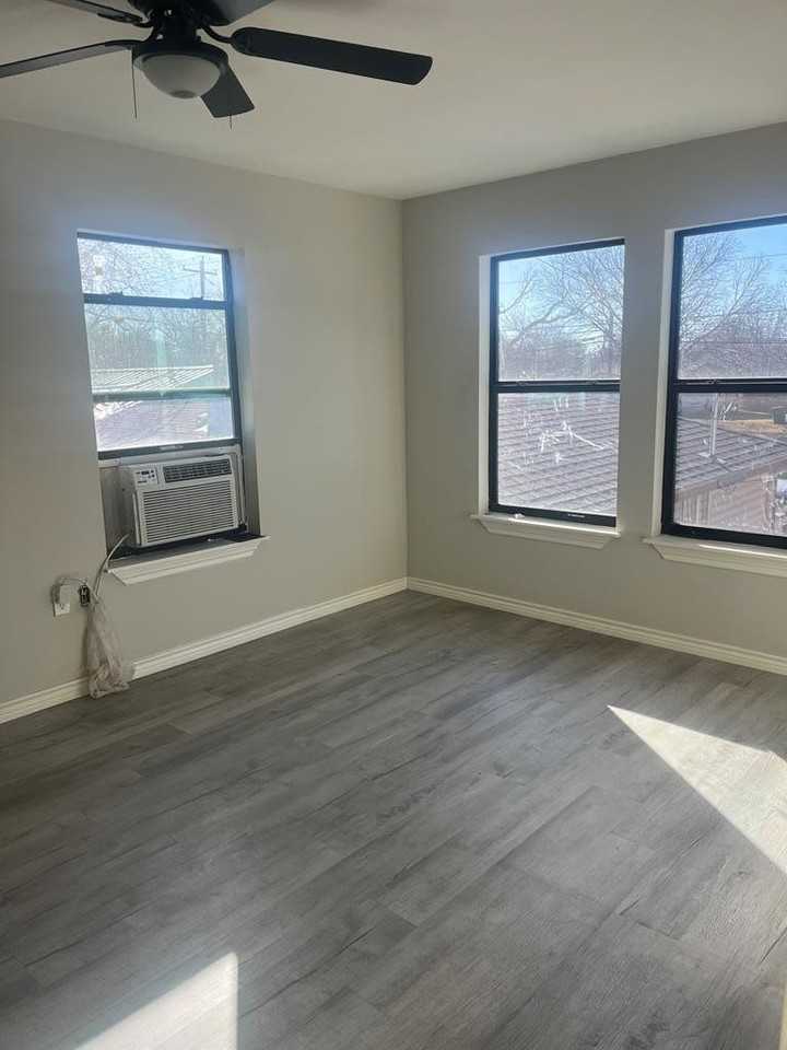 608 Era Ave - Photo 7 of 9