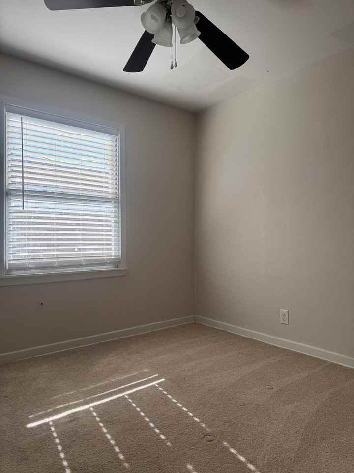 2802 Field St - Photo 4 of 16