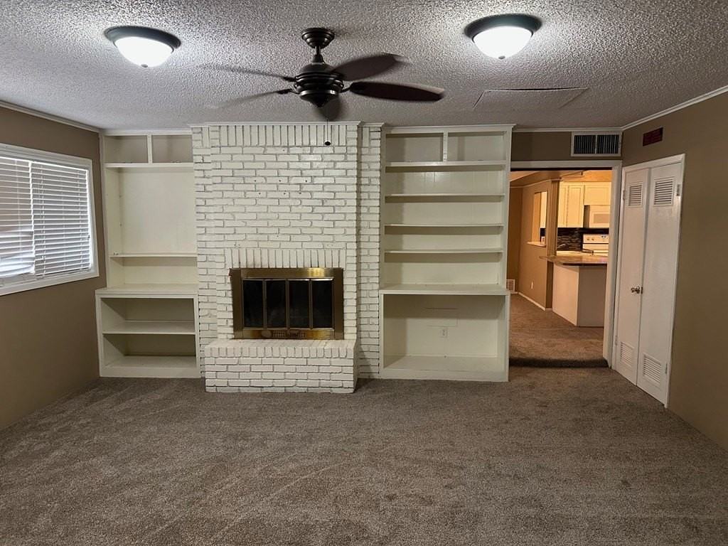 3226 Woodland Cir - Photo 6 of 17