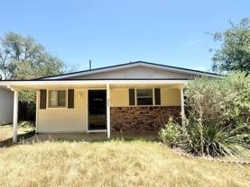 224 N Oxford Dr - Photo 1 of 1