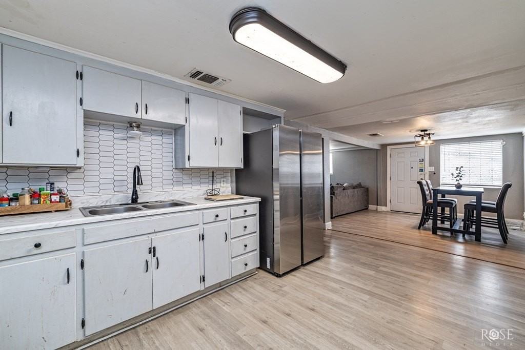 226 W Avenue M - Photo 6 of 22