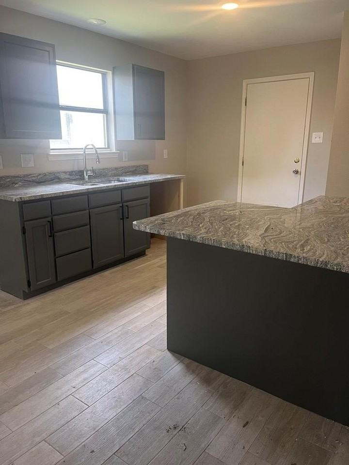 1201 Todd Ln - Photo 4 of 13