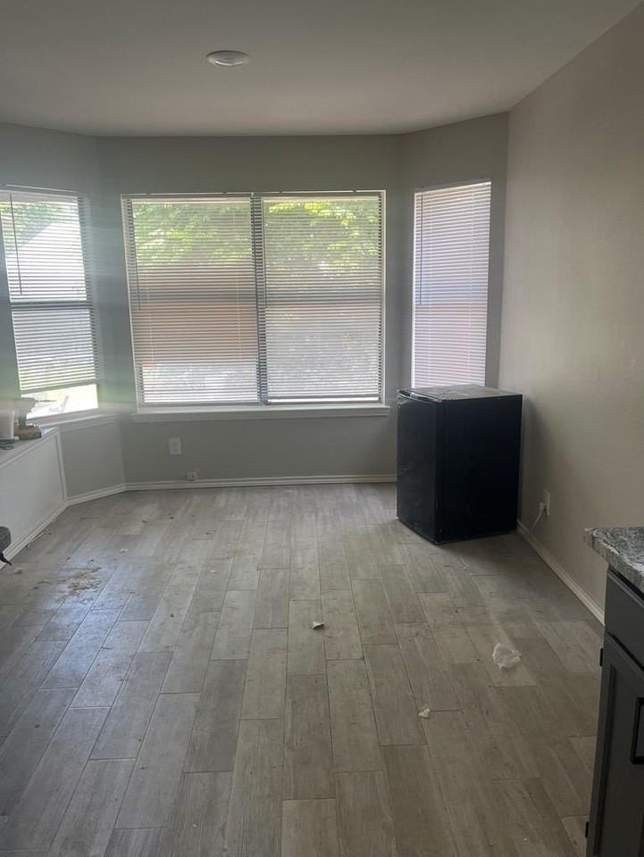 1201 Todd Ln - Photo 5 of 13