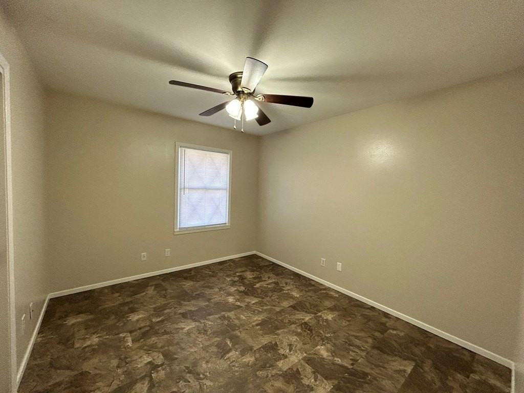 3332 Trinity Ave - Photo 5 of 14