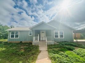 3210 Lake Dr - Photo 1 of 1