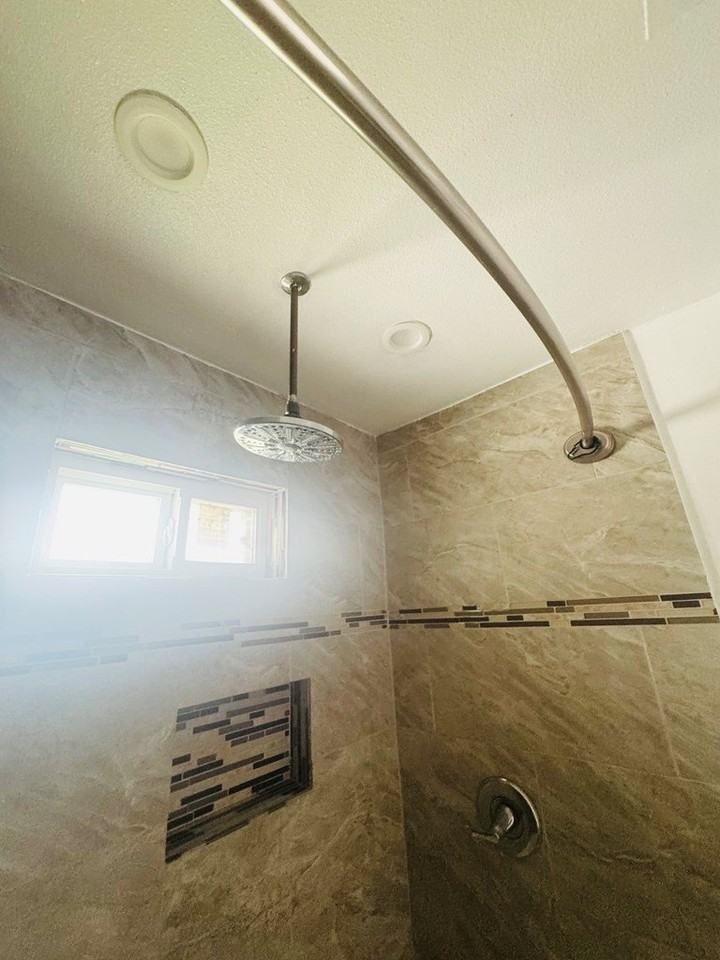 3210 Lake Dr - Photo 7 of 13