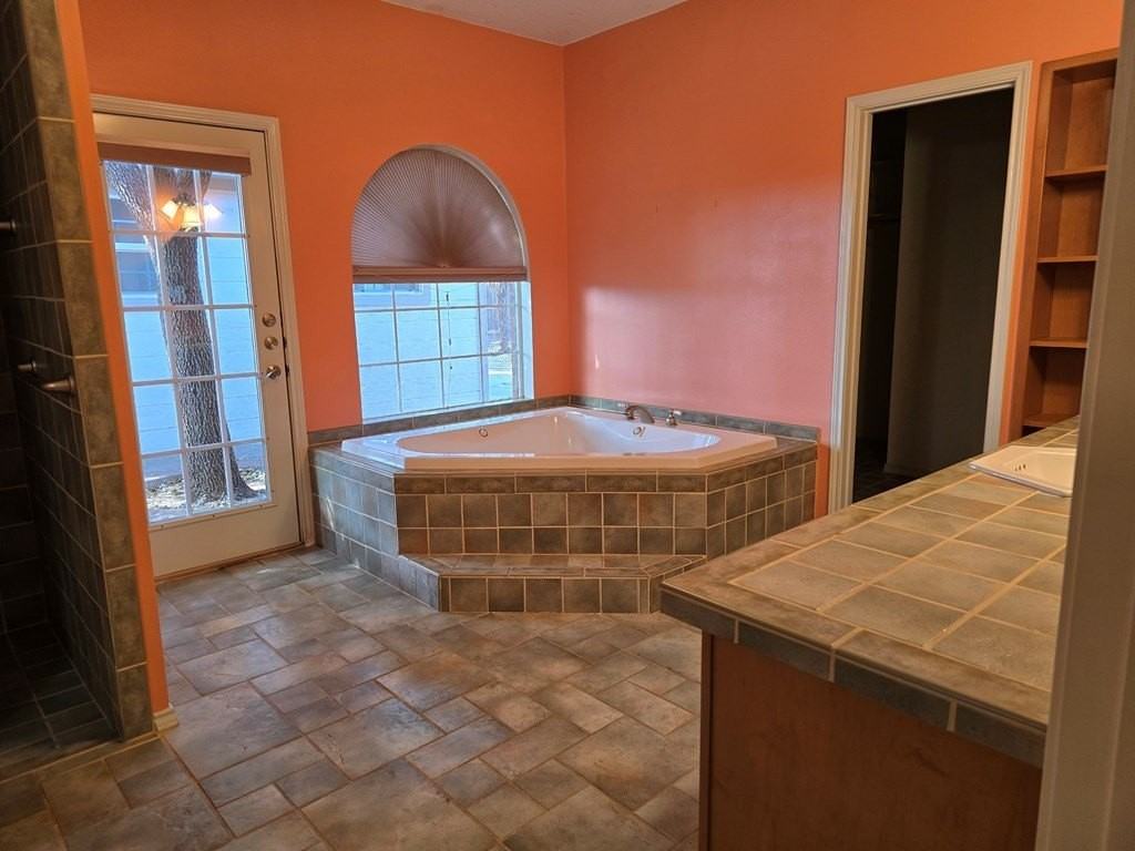 3525 Clare Dr - Photo 6 of 14