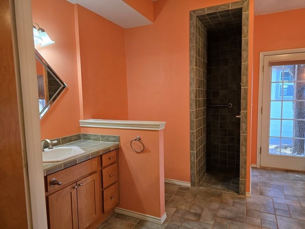 3525 Clare Dr - Photo 7 of 14