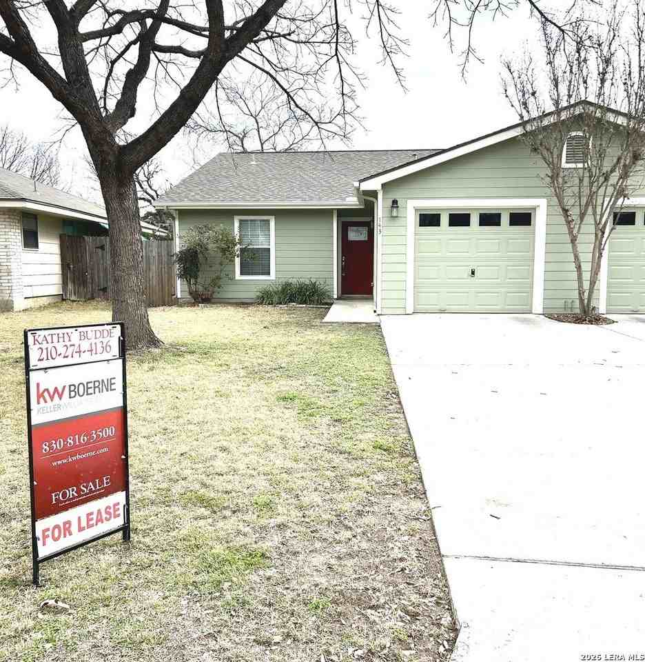 143 Oak Grove Dr - Photo 2 of 18