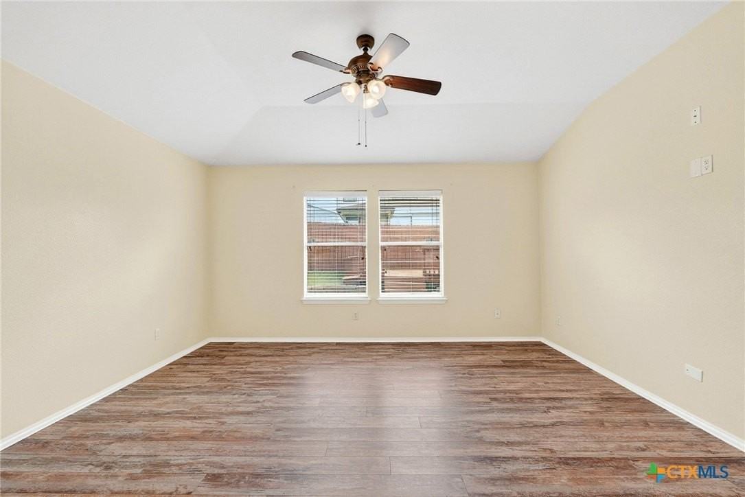 6300 Taree Loop - Photo 5 of 13