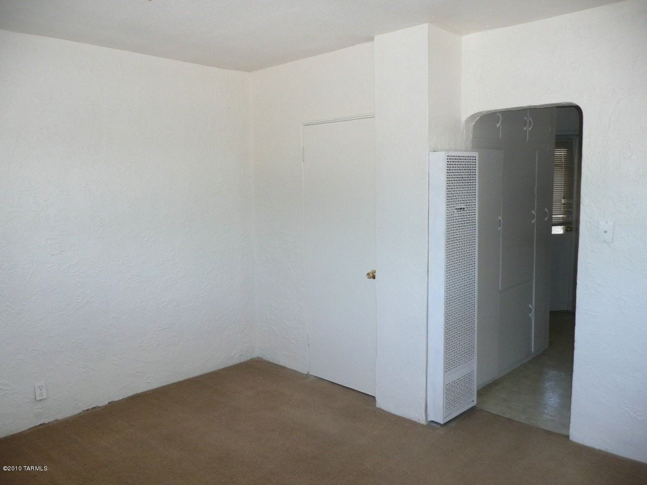 4851 E 2nd St - Photo 2 of 8