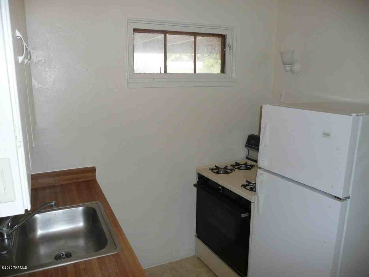 4851 E 2nd St - Photo 3 of 8