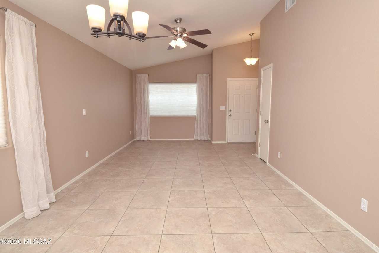 10979 N Double Eagle Ct - Photo 4 of 30