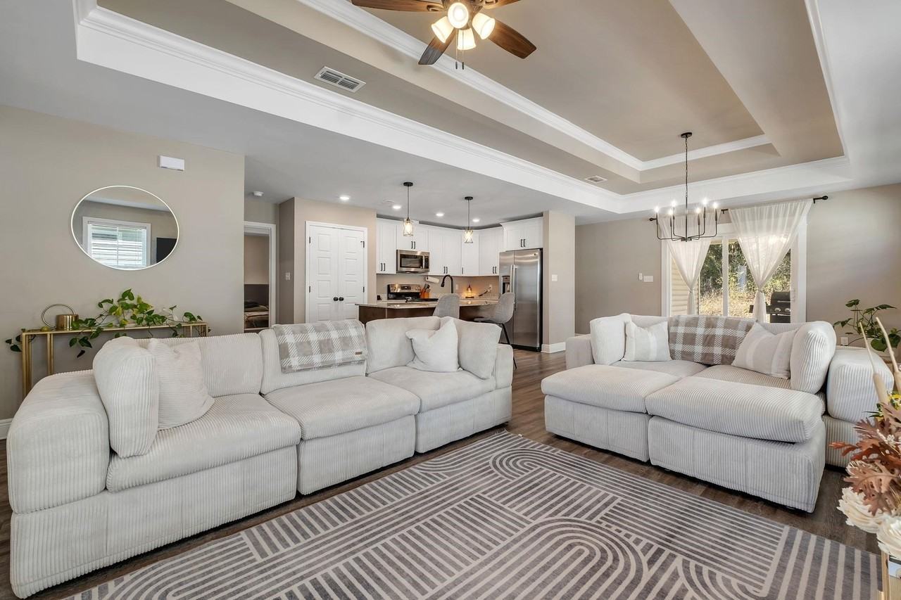 4858 Sampler Dr - Photo 2 of 36