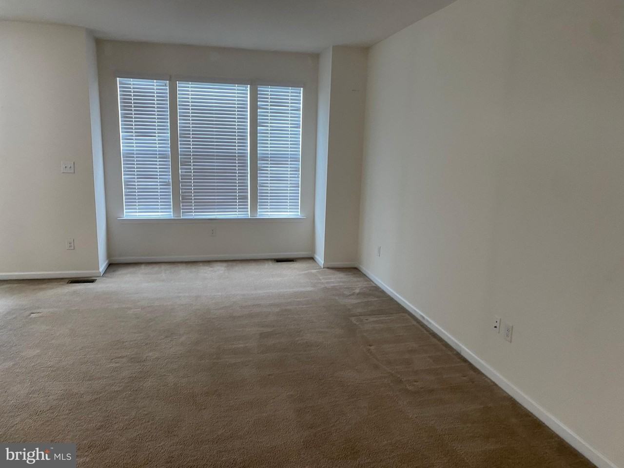 1113 S Olmsted Pkwy - Photo 5 of 6