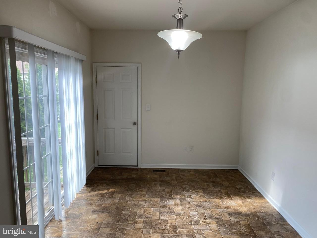 1113 S Olmsted Pkwy - Photo 6 of 6