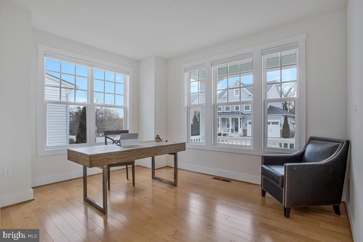 408 Kosmill Dr - Photo 7 of 50