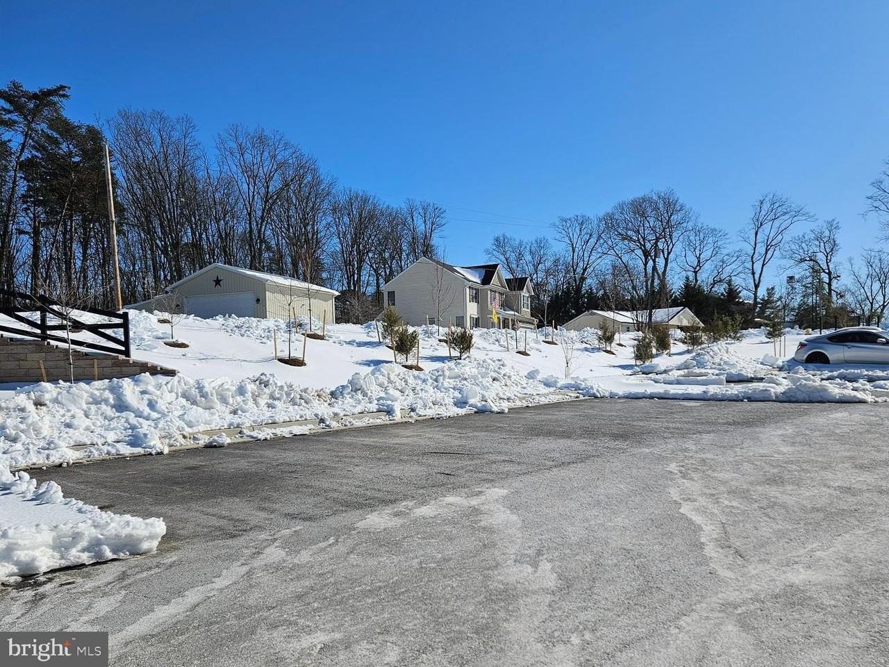 7932 Tanbridge Ln - Photo 4 of 31