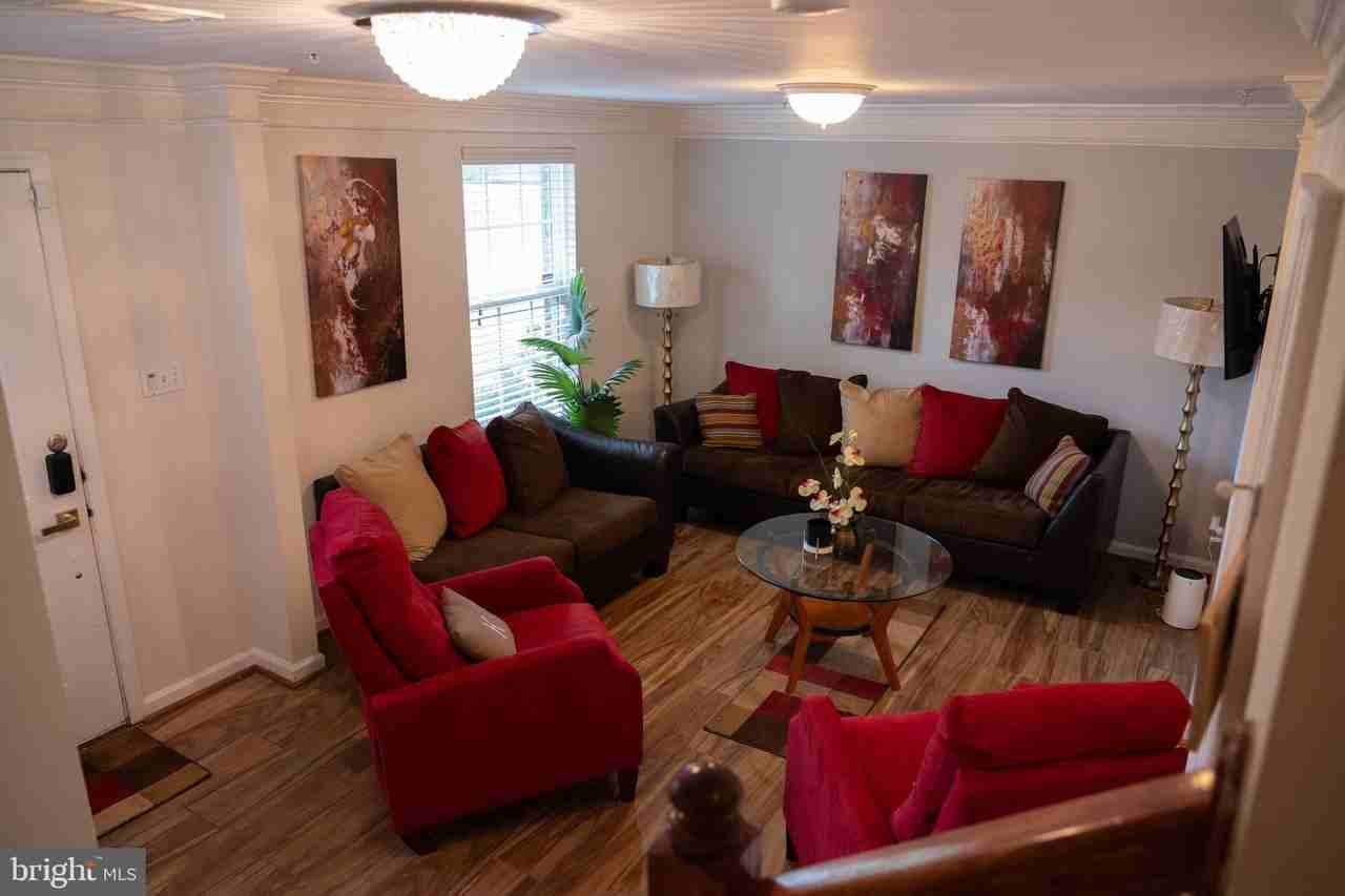 506 Edelen Station Pl - Photo 5 of 17