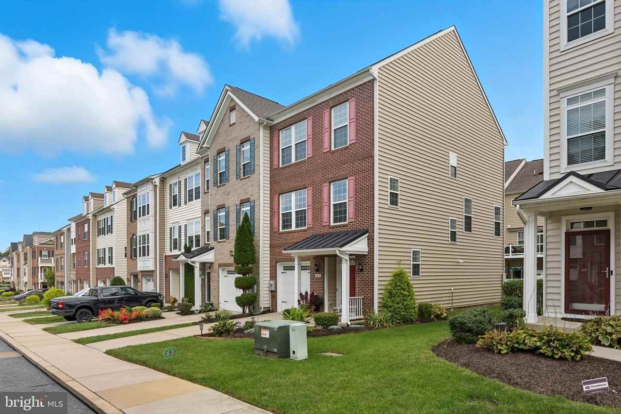 4814 Forest Pines Dr - Photo 4 of 50