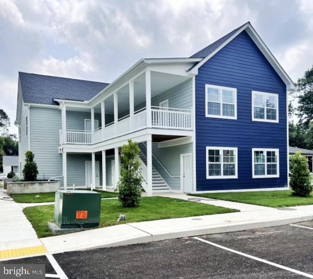 47 Clay St Unit 101 #101 - Photo 2 of 4