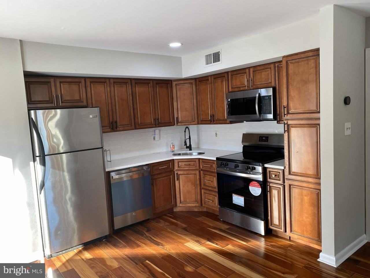 4407 Michael Ln - Photo 6 of 12