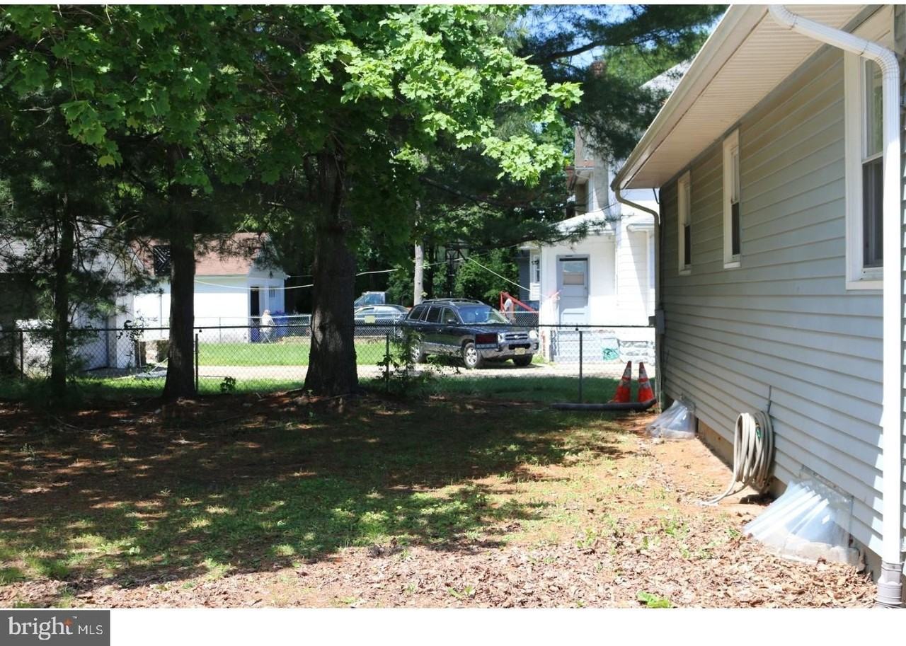 217 Laurel Ave - Photo 4 of 15