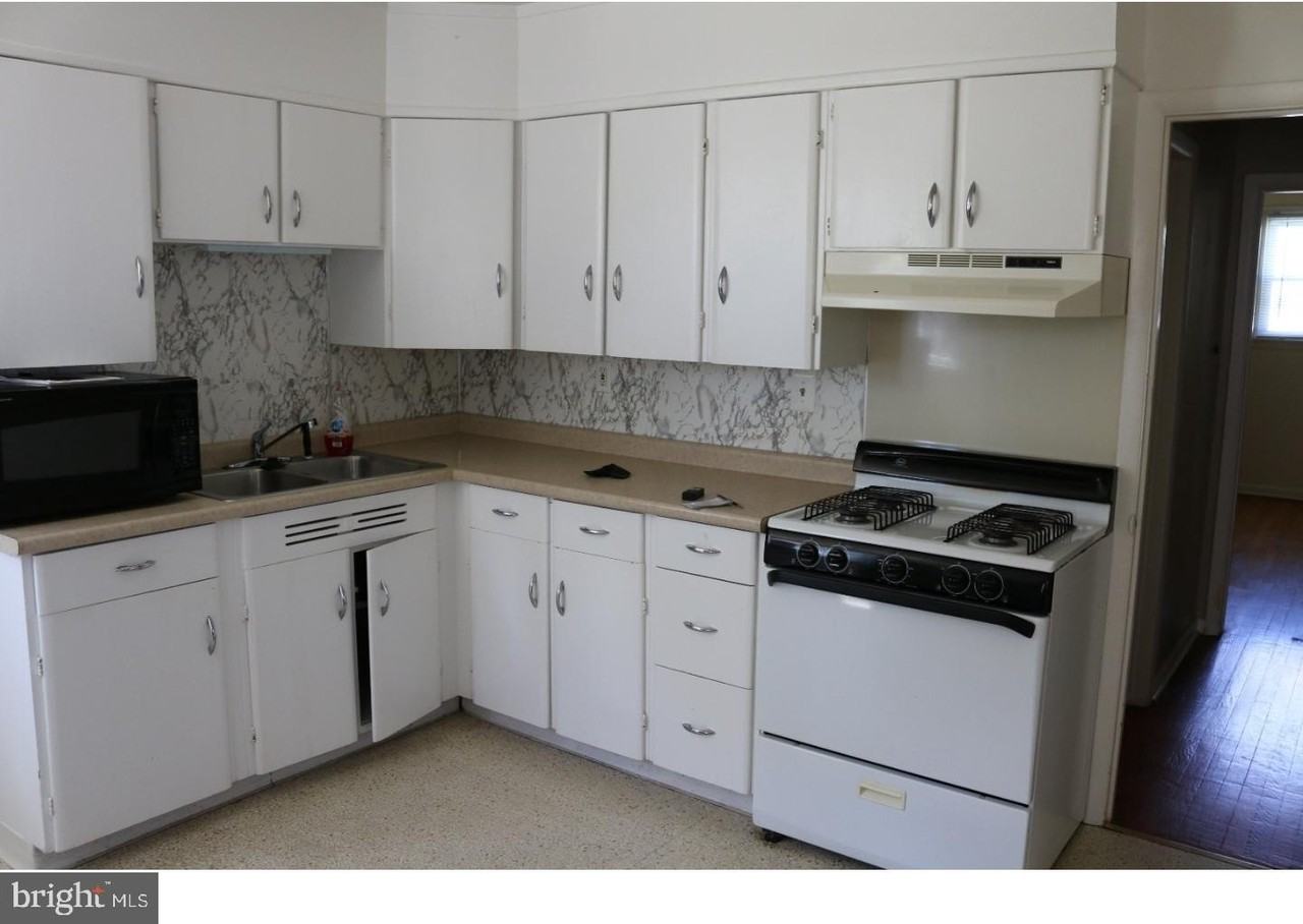 217 Laurel Ave - Photo 7 of 15