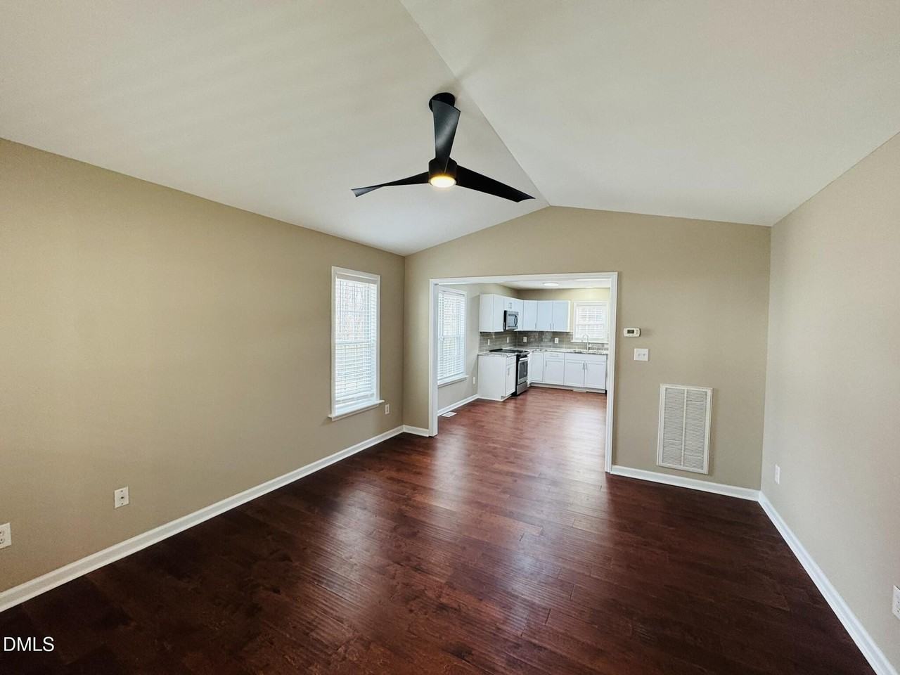 6904 Fox Haven Pl - Photo 3 of 17