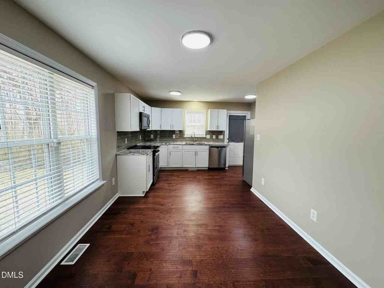 6904 Fox Haven Pl - Photo 5 of 17