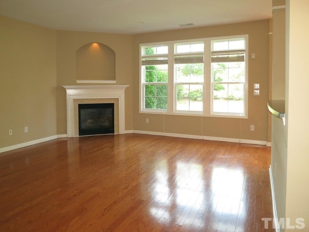 211 Chateau Pl - Photo 5 of 26