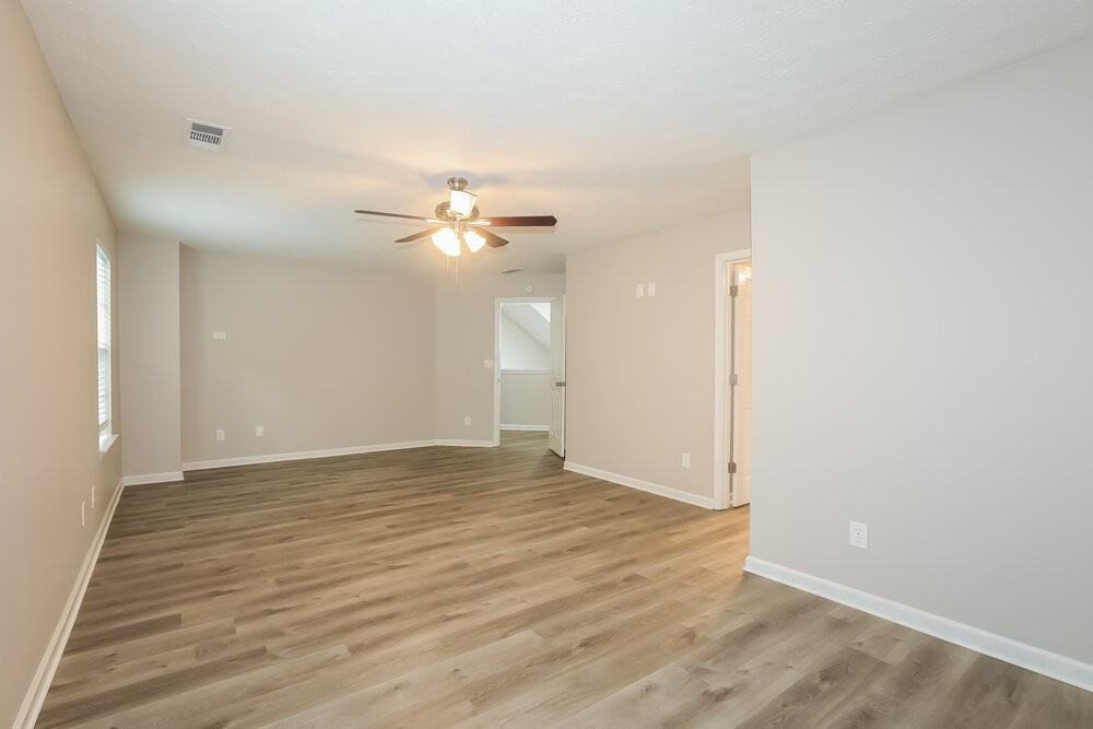 316 Nunnally Dr - Photo 4 of 20