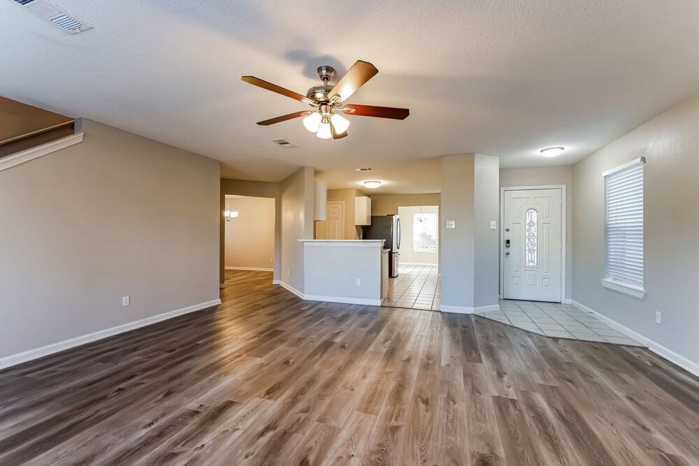 20735 Fox Cliff Ln - Photo 4 of 20