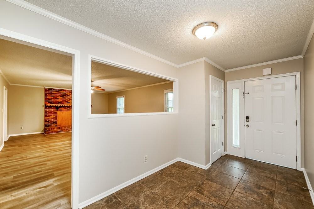 3284 Friedberg Church Rd - Photo 4 of 17