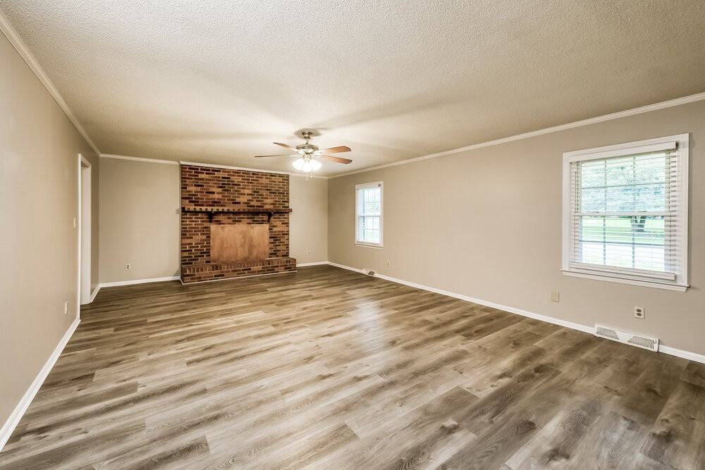 3284 Friedberg Church Rd - Photo 5 of 17