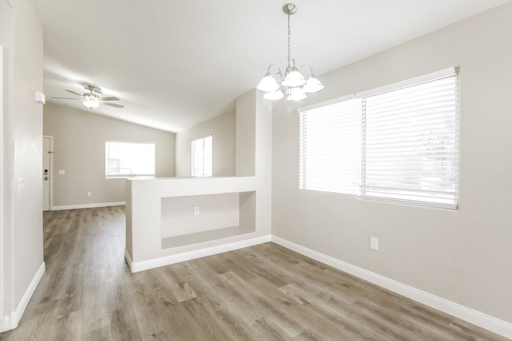 5269 Mineral Lake Dr - Photo 5 of 16