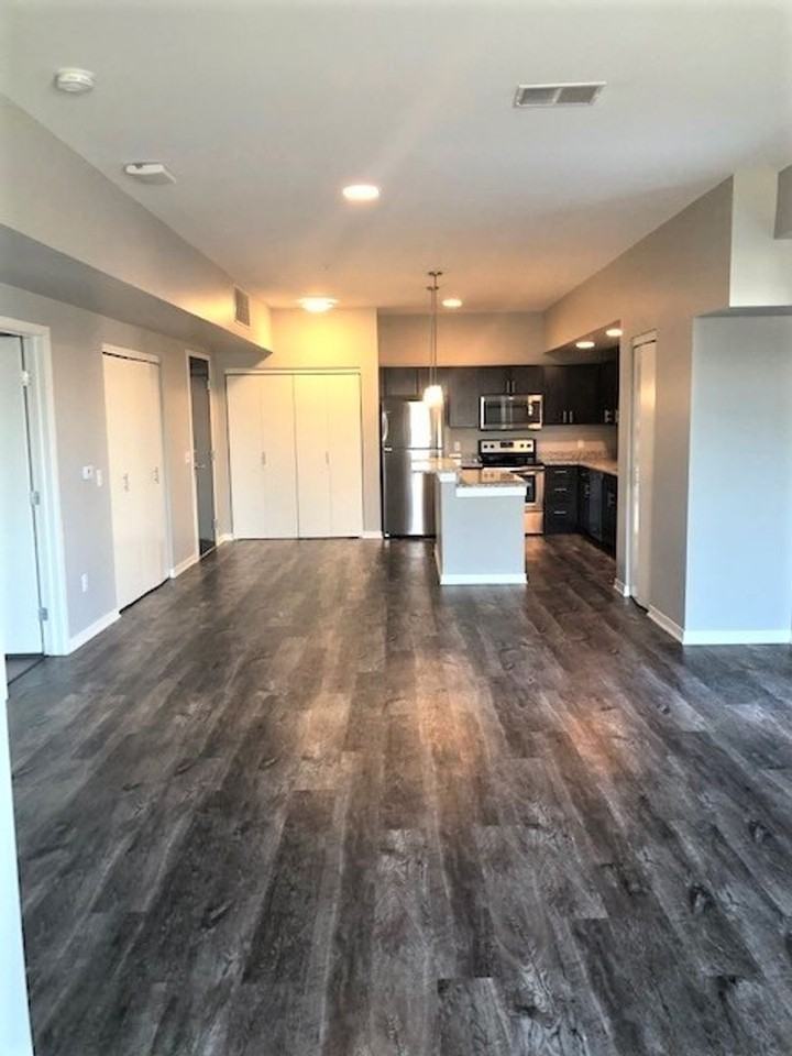 High Pointe Apartments - Photo 3 of 31