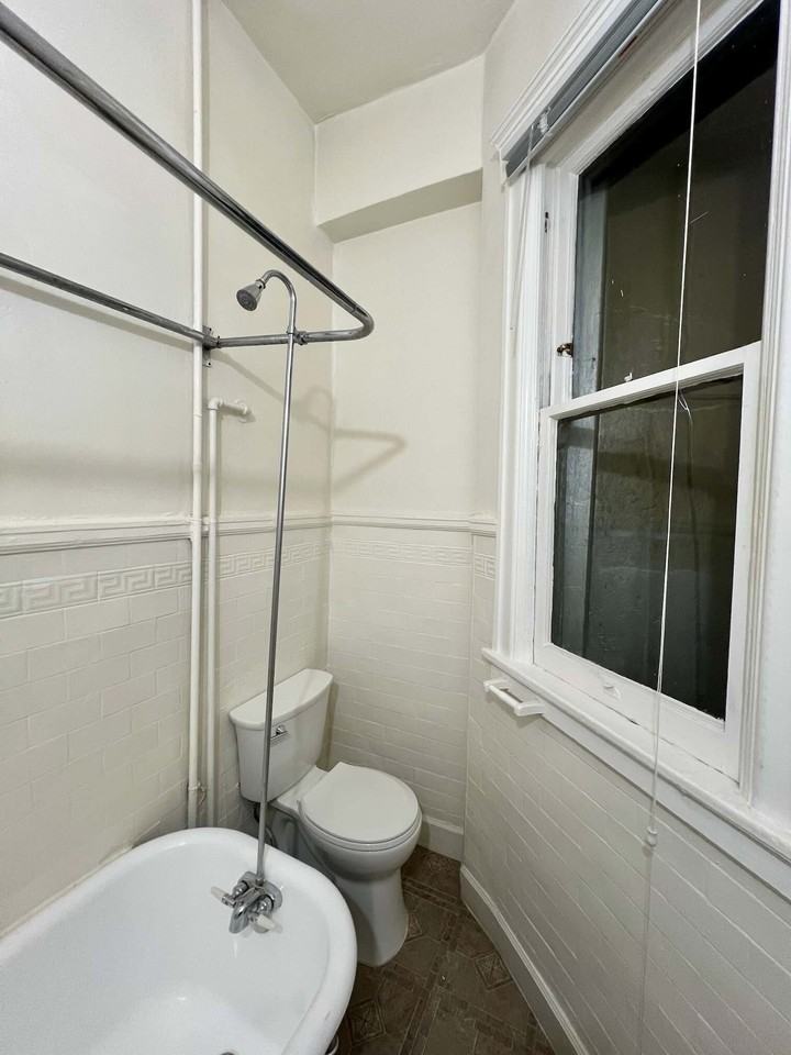 513 Bush Street #28 - Photo 7 of 10